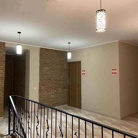 Guest House “Timote” Kutaisi Bagian luar foto